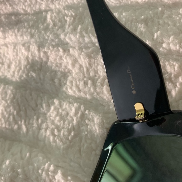 Dior SoLight2 Sunglasses - Picture 4 of 6